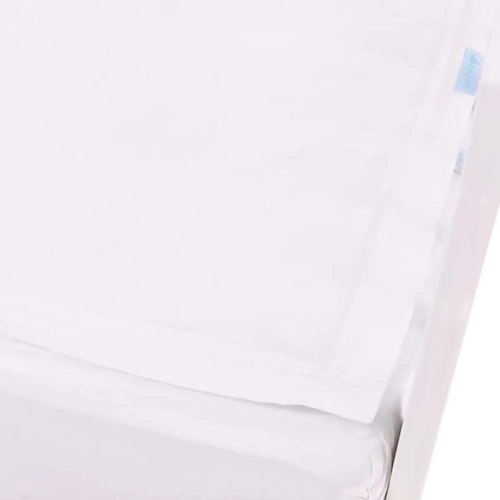 QuickZip White Crib Sheets & Waterproof Pad